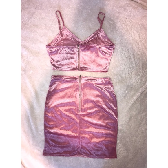 SALE ‼️ NWOT Baby Pink Velvet Set: Skirt and Top - Picture 2 of 2